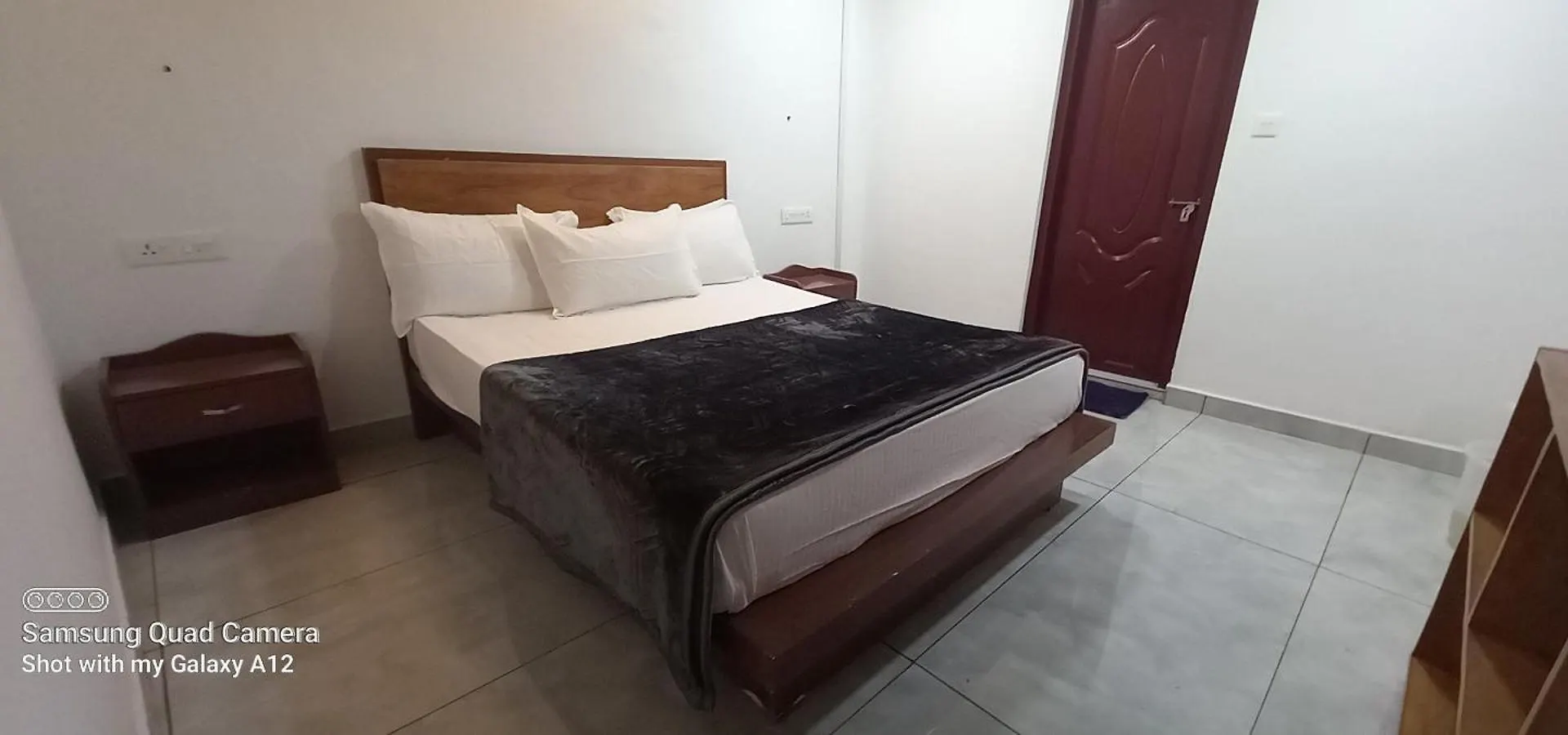 Perumaal Homestay Munnar India